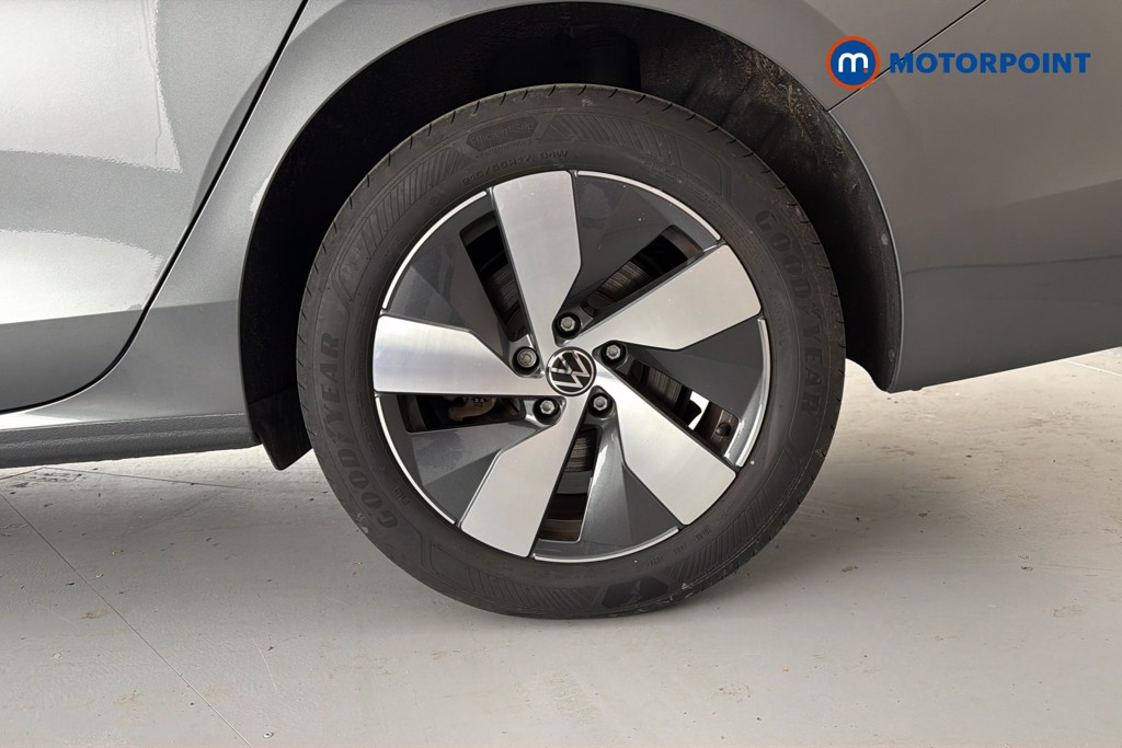 Volkswagen Passat Life Automatic Petrol Plug-In Hybrid Estate - Stock Number (1632890) - 48th supplementary image