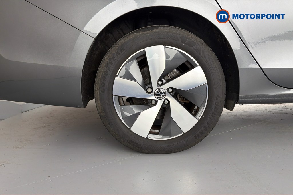 Volkswagen Passat Life Automatic Petrol Plug-In Hybrid Estate - Stock Number (1632890) - 49th supplementary image