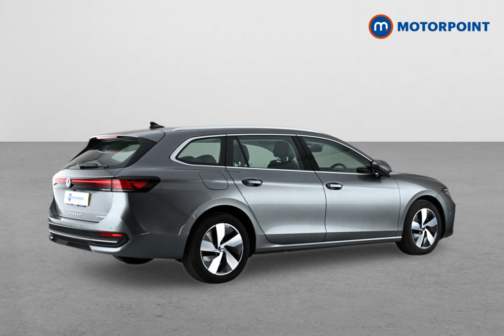 Volkswagen Passat Life Automatic Petrol Plug-In Hybrid Estate - Stock Number (1632890) - Rear bumper