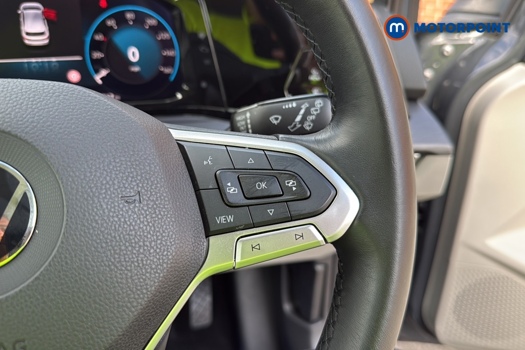 Volkswagen Golf Style Manual Petrol Hatchback - Stock Number (1632983) - 3rd supplementary image