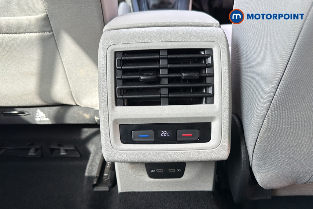 Volkswagen Golf Style Manual Petrol Hatchback - Stock Number (1632983) - 28th supplementary image