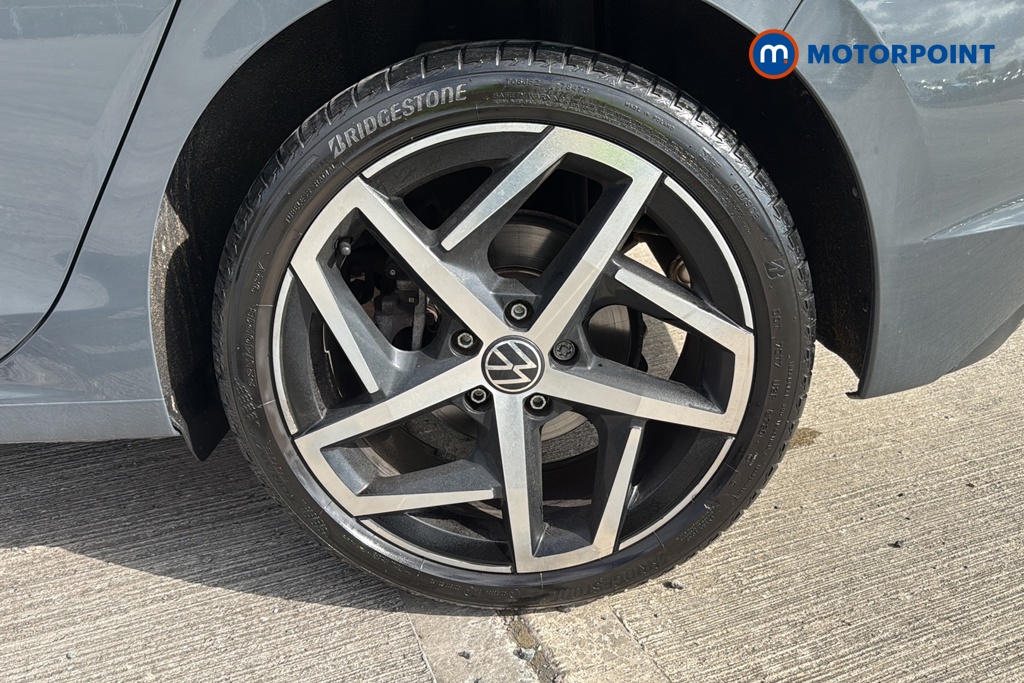 Volkswagen Golf Style Manual Petrol Hatchback - Stock Number (1632983) - 45th supplementary image