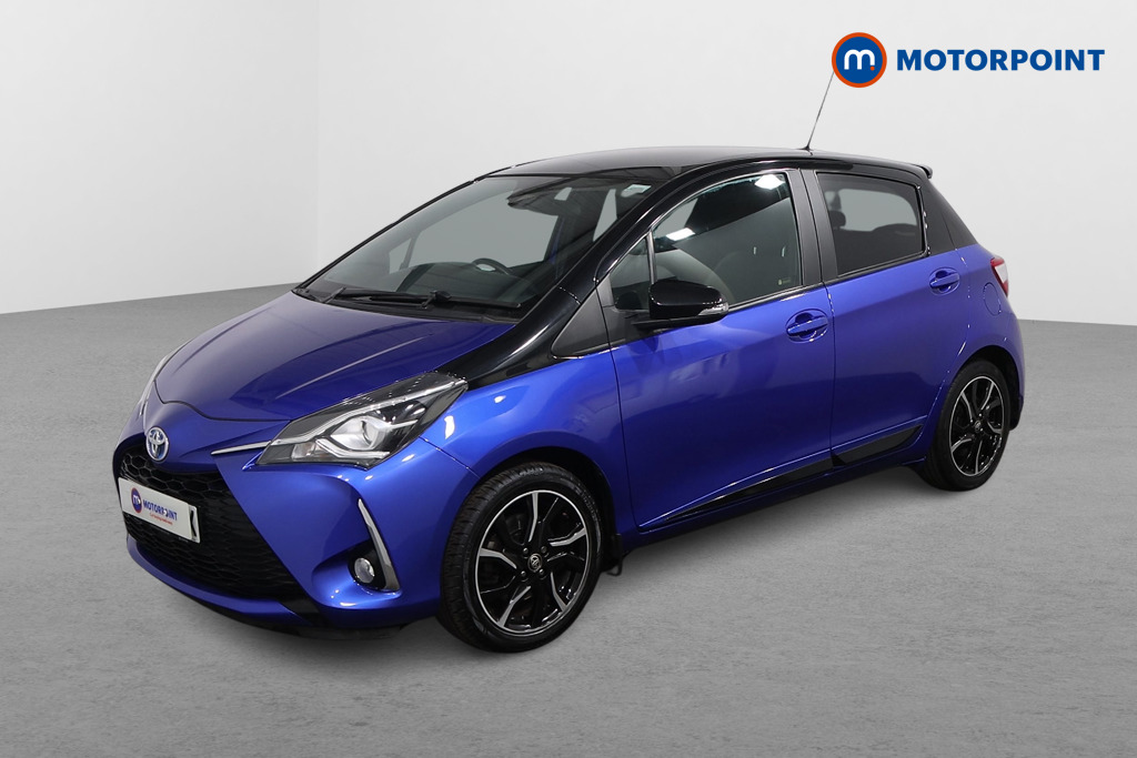 Toyota Yaris Bi-Tone Automatic Petrol-Electric Hybrid Hatchback - Stock Number (1633484) - Passenger side front corner