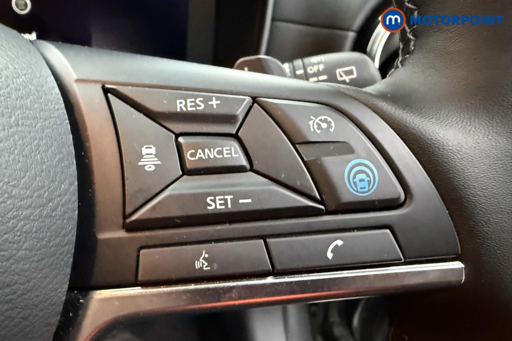Nissan Juke Tekna Automatic Petrol SUV - Stock Number (1634290) - 4th supplementary image