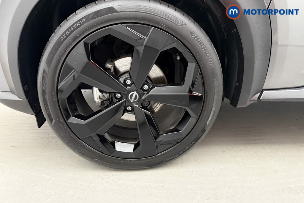 Nissan Juke Tekna Automatic Petrol SUV - Stock Number (1634290) - 23rd supplementary image