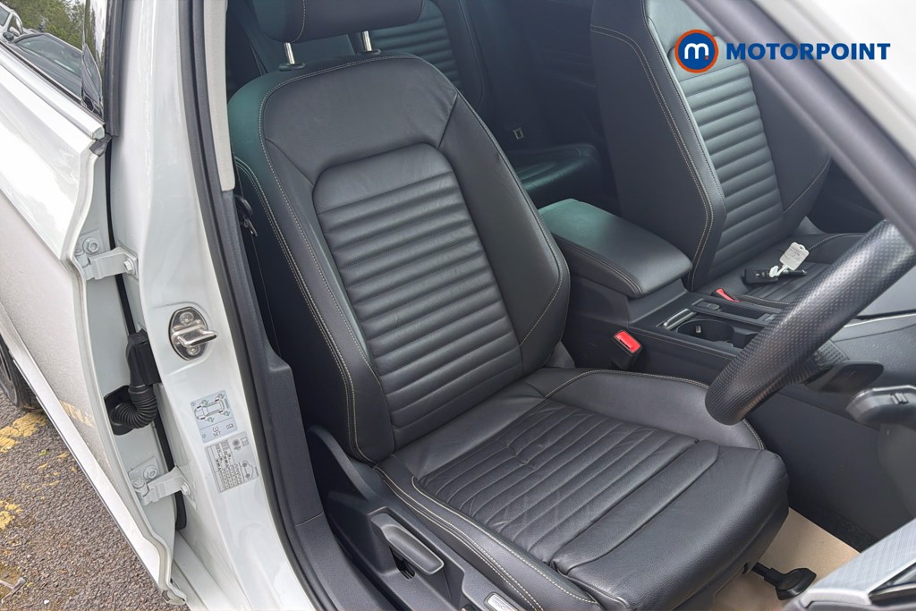 Volkswagen Passat GTE Automatic Petrol Plug-In Hybrid Estate - Stock Number (1634442) - 22nd supplementary image