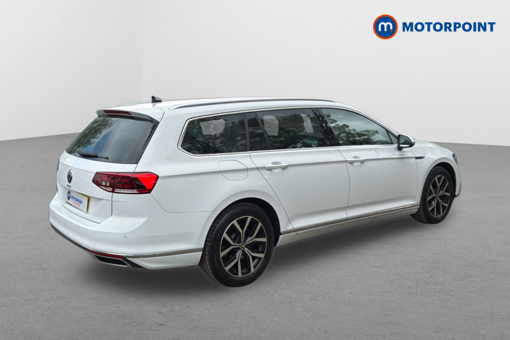 Volkswagen Passat GTE Automatic Petrol Plug-In Hybrid Estate - Stock Number (1634442) - Drivers side rear corner