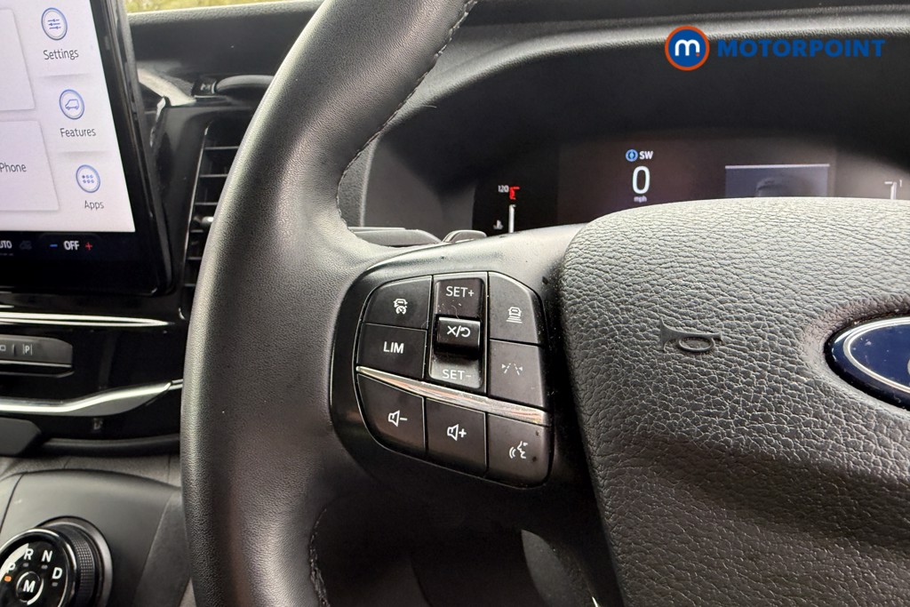Ford Transit Limited Automatic Diesel Medium Roof Van - Stock Number (1634886) - 9th supplementary image