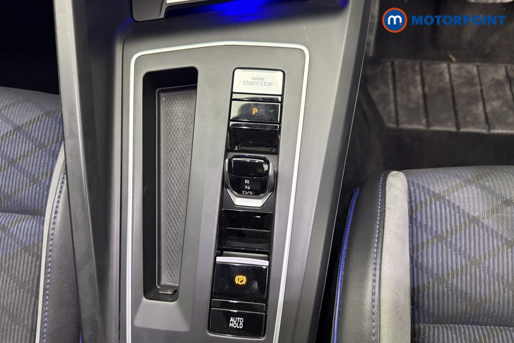 Volkswagen Golf R Automatic Petrol Hatchback - Stock Number (1634948) - 4th supplementary image