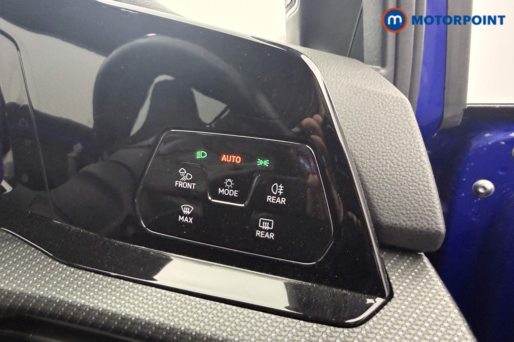 Volkswagen Golf R Automatic Petrol Hatchback - Stock Number (1634948) - 9th supplementary image