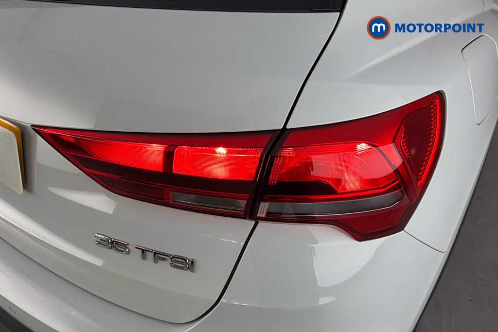 Audi Q3 Technik Manual Petrol SUV - Stock Number (1635283) - 38th supplementary image