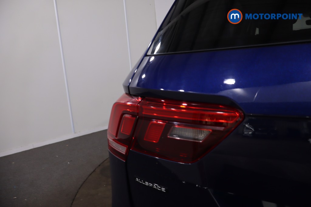 Volkswagen Tiguan Allspace Life Automatic Petrol SUV - Stock Number (1635662) - 34th supplementary image