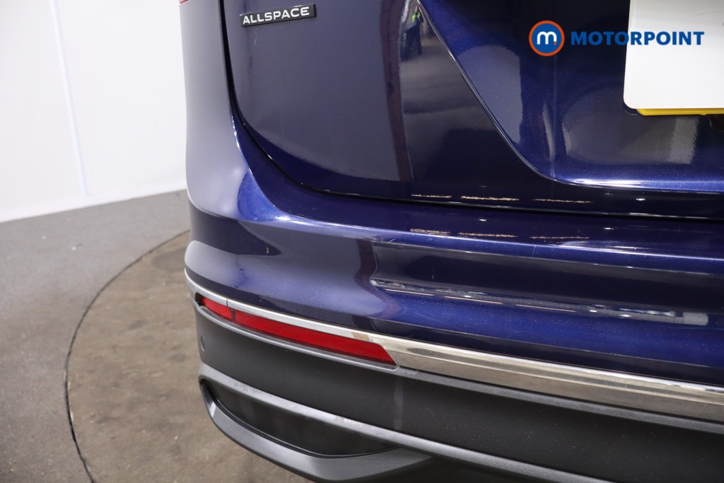 Volkswagen Tiguan Allspace Life Automatic Petrol SUV - Stock Number (1635662) - 35th supplementary image