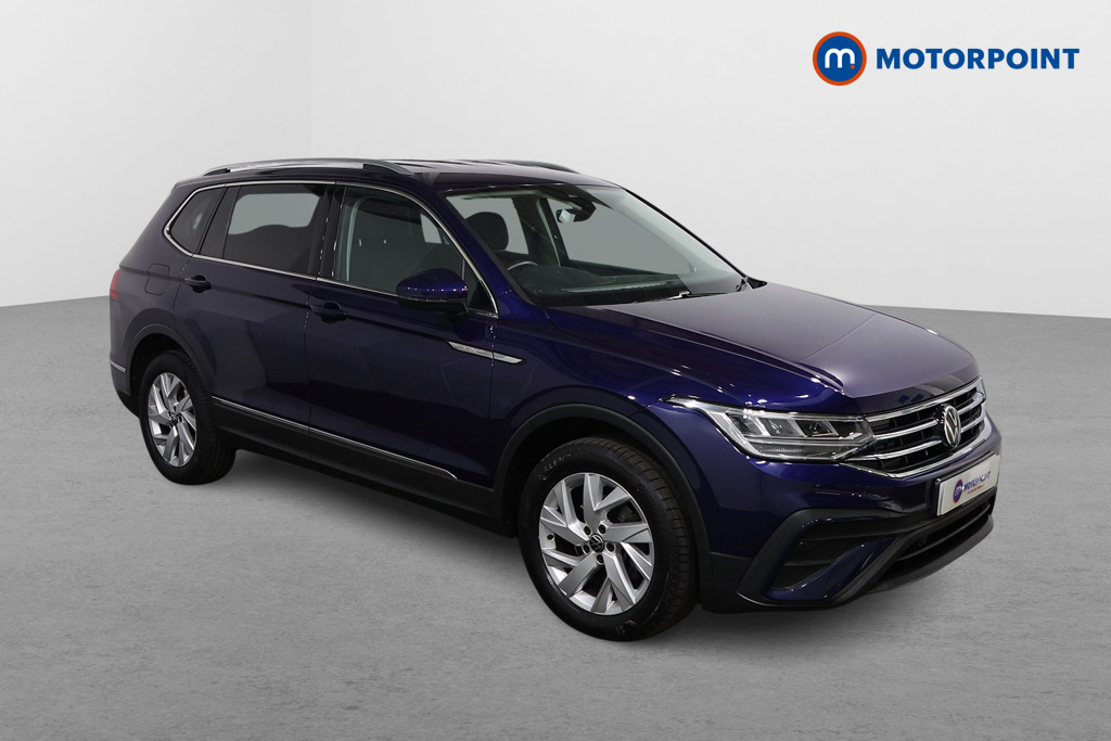 Volkswagen Tiguan Allspace Life Automatic Petrol SUV - Stock Number (1635662) - Drivers side front corner