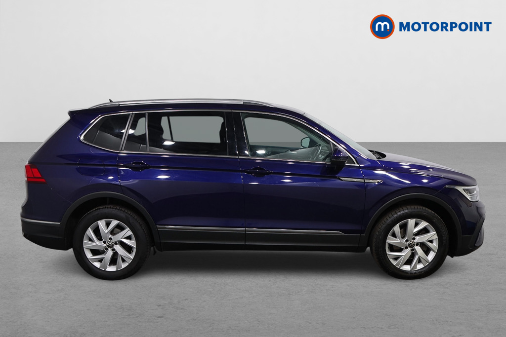Volkswagen Tiguan Allspace Life Automatic Petrol SUV - Stock Number (1635662) - Drivers side