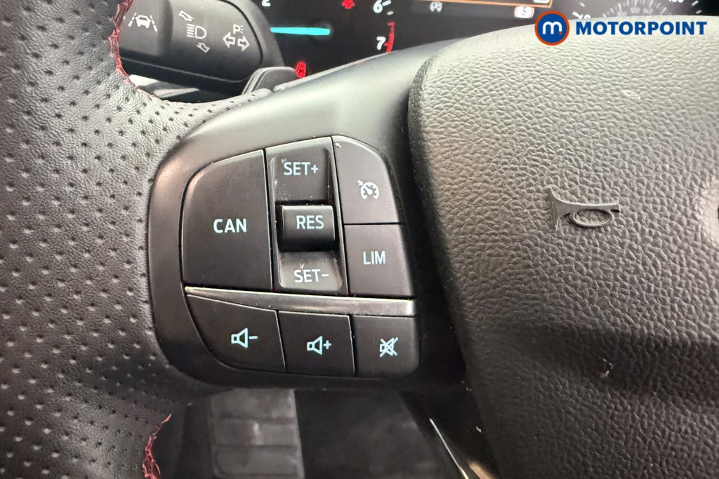 Ford Focus St-Line Automatic Petrol Hatchback - Stock Number (1635693) - 6th supplementary image