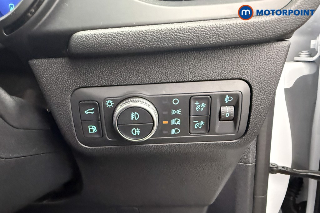 Ford Kuga St-Line Edition Automatic Petrol Plug-In Hybrid SUV - Stock Number (1636053) - 8th supplementary image