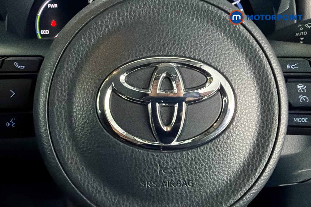 Toyota Yaris Cross Excel Automatic Petrol-Electric Hybrid Estate - Stock Number (1636252) - 5th supplementary image