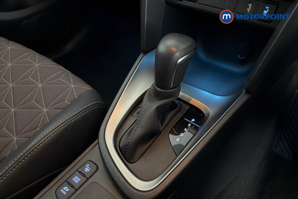 Toyota Yaris Cross Excel Automatic Petrol-Electric Hybrid Estate - Stock Number (1636252) - 15th supplementary image