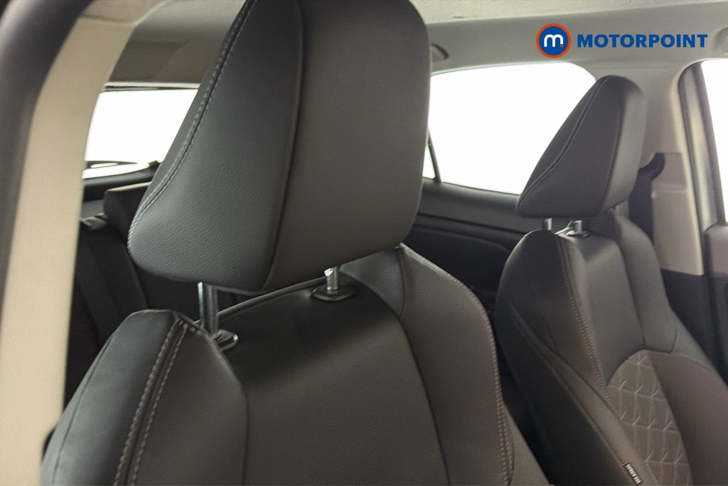 Toyota Yaris Cross Excel Automatic Petrol-Electric Hybrid Estate - Stock Number (1636252) - 23rd supplementary image