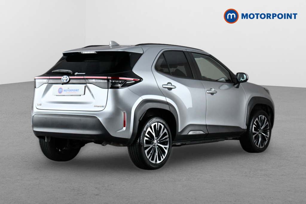 Toyota Yaris Cross Excel Automatic Petrol-Electric Hybrid Estate - Stock Number (1636252) - Drivers side rear corner