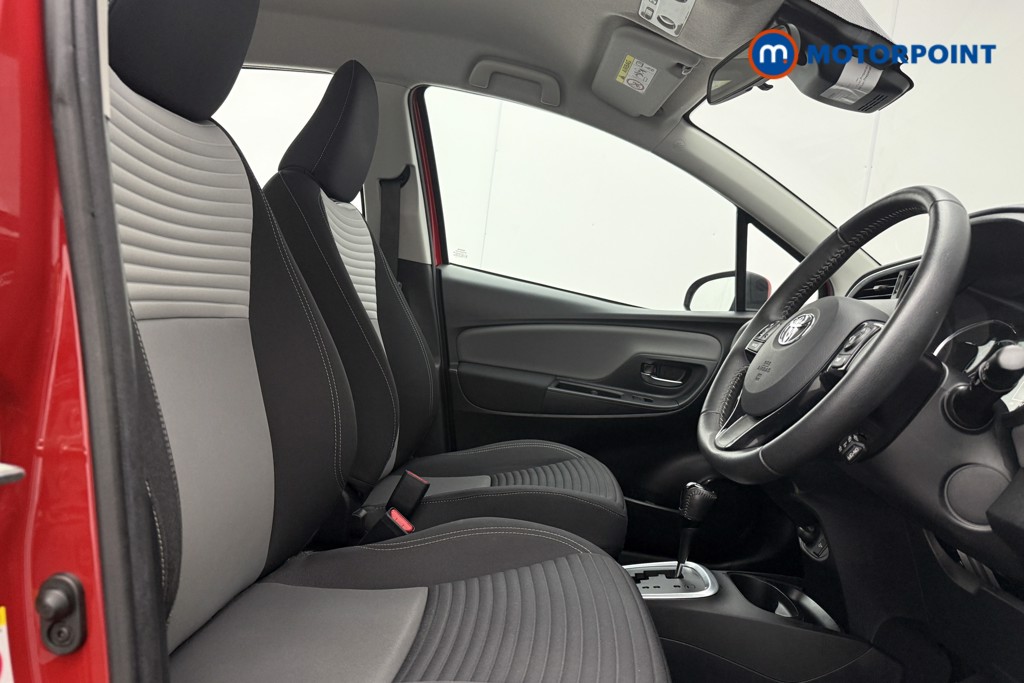 Toyota Yaris Icon Tech Automatic Petrol-Electric Hybrid Hatchback - Stock Number (1637004) - 8th supplementary image