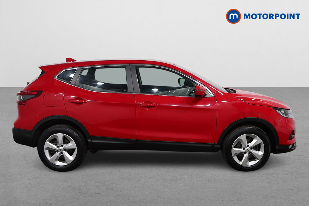 Nissan Qashqai Acenta Premium Automatic Petrol SUV - Stock Number (1637006) - Drivers side