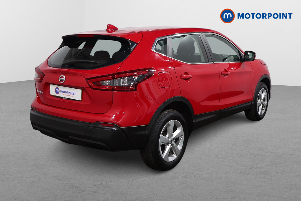 Nissan Qashqai Acenta Premium Automatic Petrol SUV - Stock Number (1637006) - Drivers side rear corner