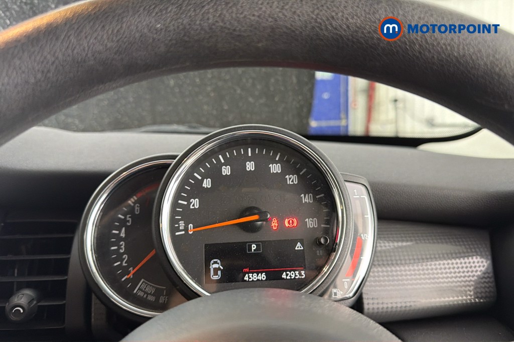 Mini Hatchback Cooper Classic Automatic Petrol Hatchback - Stock Number (1637031) - 8th supplementary image