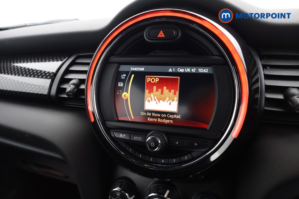 Mini Hatchback Cooper S Sport Manual Petrol Hatchback - Stock Number (1637036) - 5th supplementary image