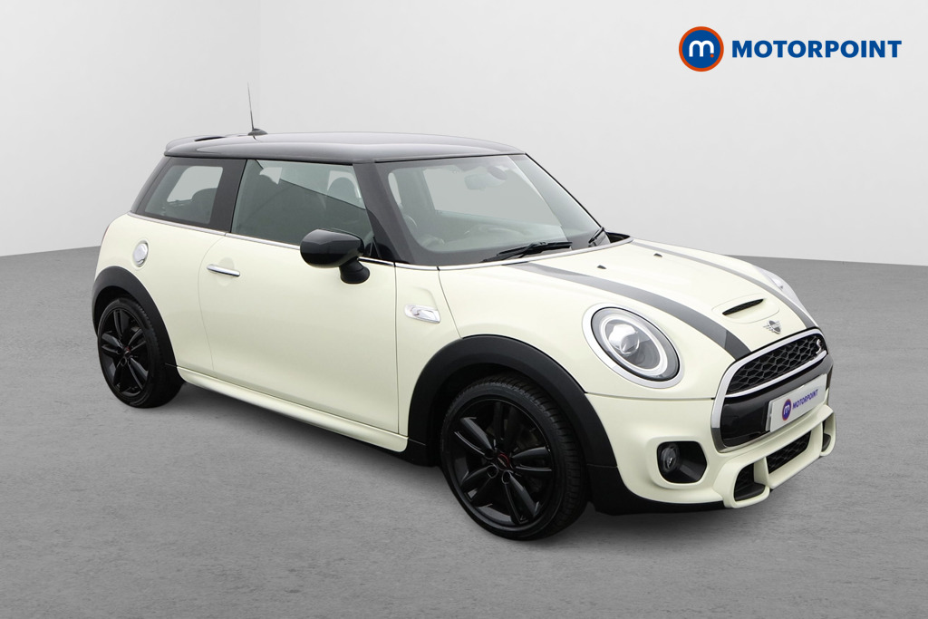 Mini Hatchback Cooper S Sport Manual Petrol Hatchback - Stock Number (1637036) - Drivers side front corner