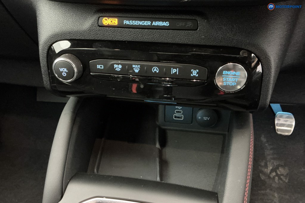 Ford Kuga St-Line Manual Petrol SUV - Stock Number (1637091) - 18th supplementary image