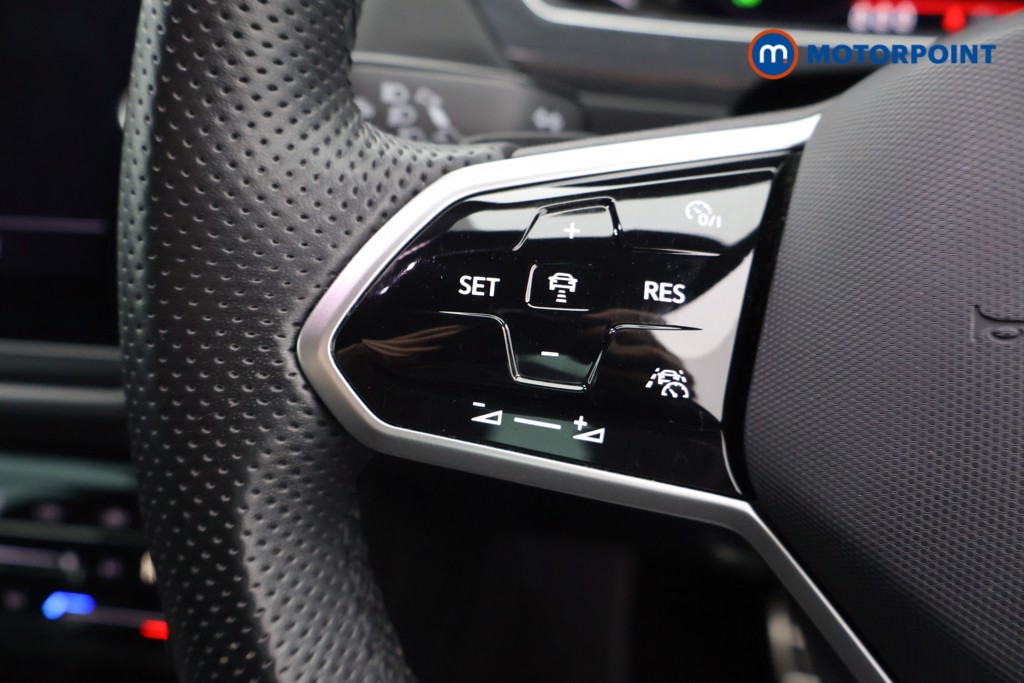 Volkswagen Tiguan R-Line Automatic Diesel SUV - Stock Number (1637383) - 3rd supplementary image