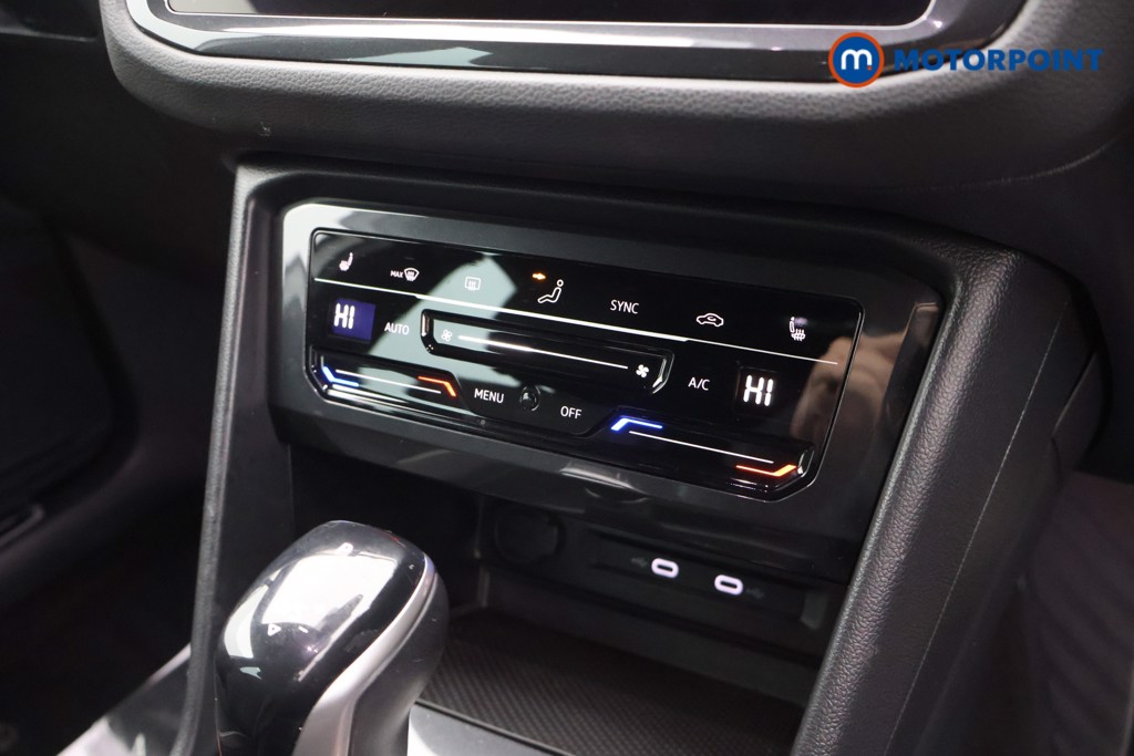 Volkswagen Tiguan R-Line Automatic Diesel SUV - Stock Number (1637383) - 6th supplementary image