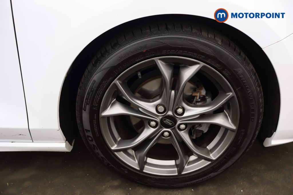 Ford Focus St-Line Manual Petrol Hatchback - Stock Number (1637576) - 13th supplementary image