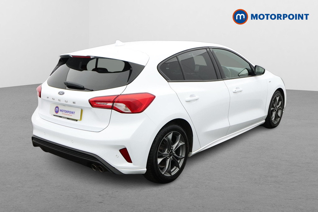 Ford Focus St-Line Manual Petrol Hatchback - Stock Number (1637576) - Drivers side rear corner