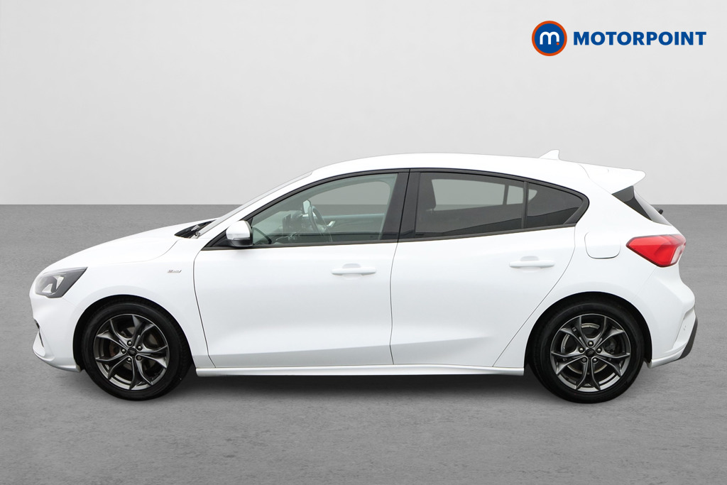 Ford Focus St-Line Manual Petrol Hatchback - Stock Number (1637576) - Passenger side