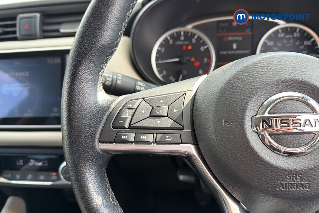 Nissan Micra Tekna Manual Petrol Hatchback - Stock Number (1637671) - 4th supplementary image