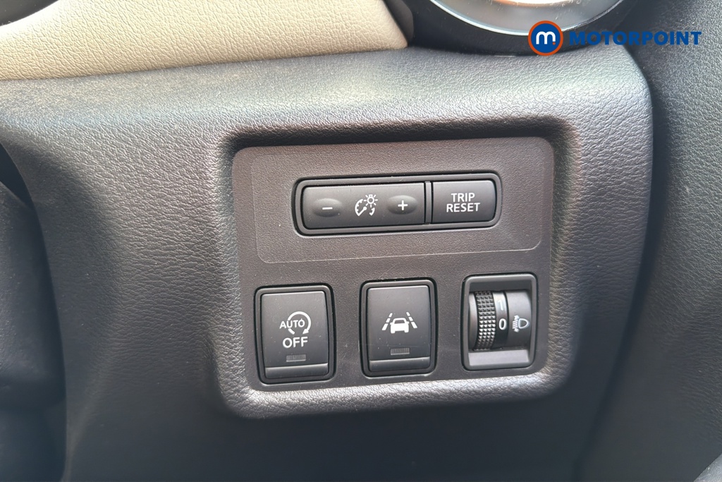 Nissan Micra Tekna Manual Petrol Hatchback - Stock Number (1637671) - 11th supplementary image