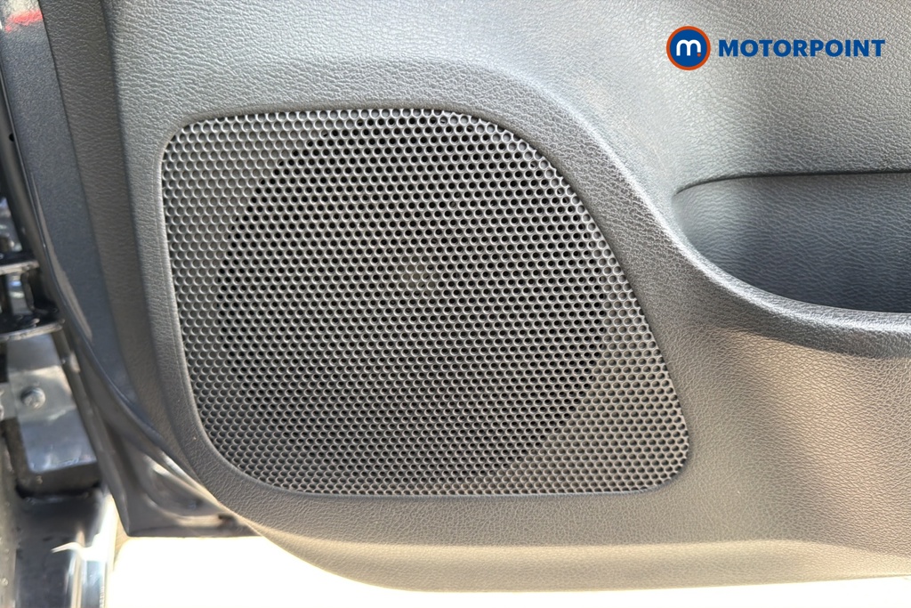 Nissan Micra Tekna Manual Petrol Hatchback - Stock Number (1637671) - 21st supplementary image