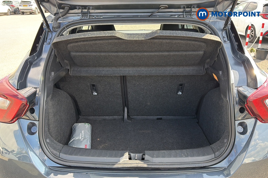 Nissan Micra Tekna Manual Petrol Hatchback - Stock Number (1637671) - 30th supplementary image