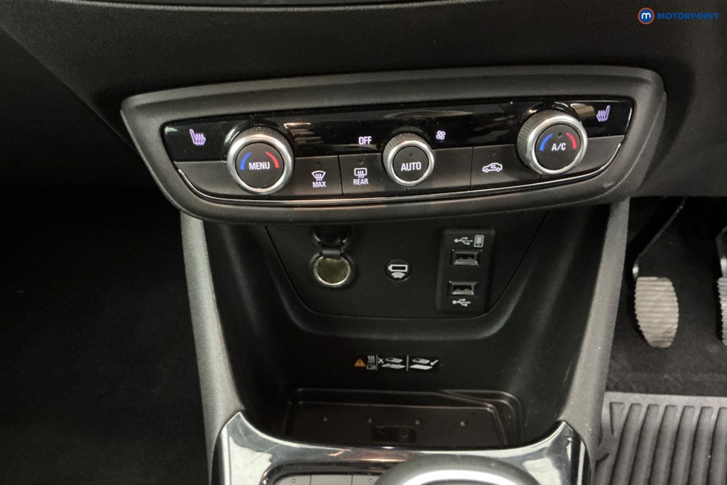 Vauxhall Crossland Ultimate Nav Manual Petrol SUV - Stock Number (1637912) - 19th supplementary image