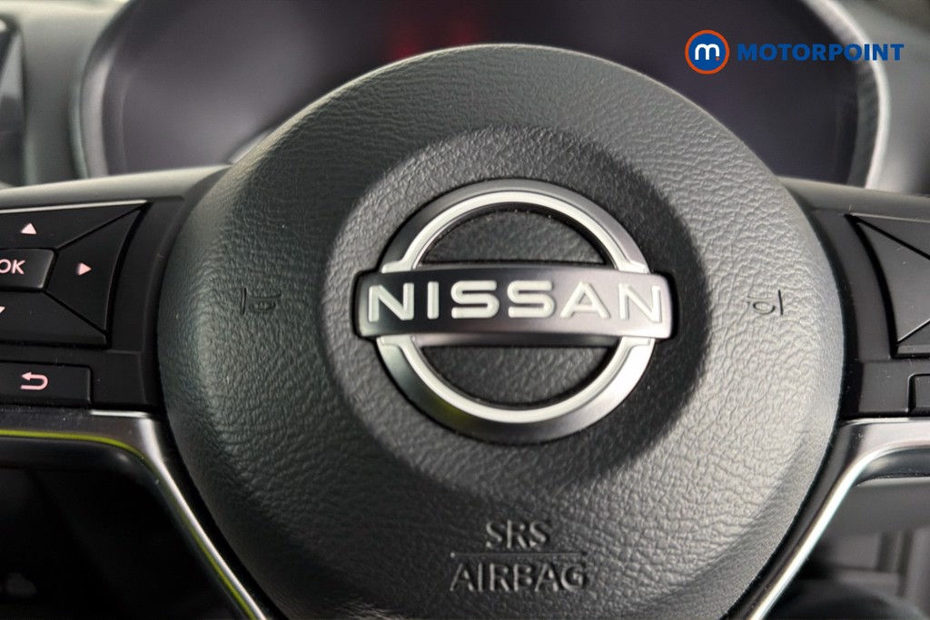 Nissan Juke N-Connecta Manual Petrol SUV - Stock Number (1638170) - 5th supplementary image