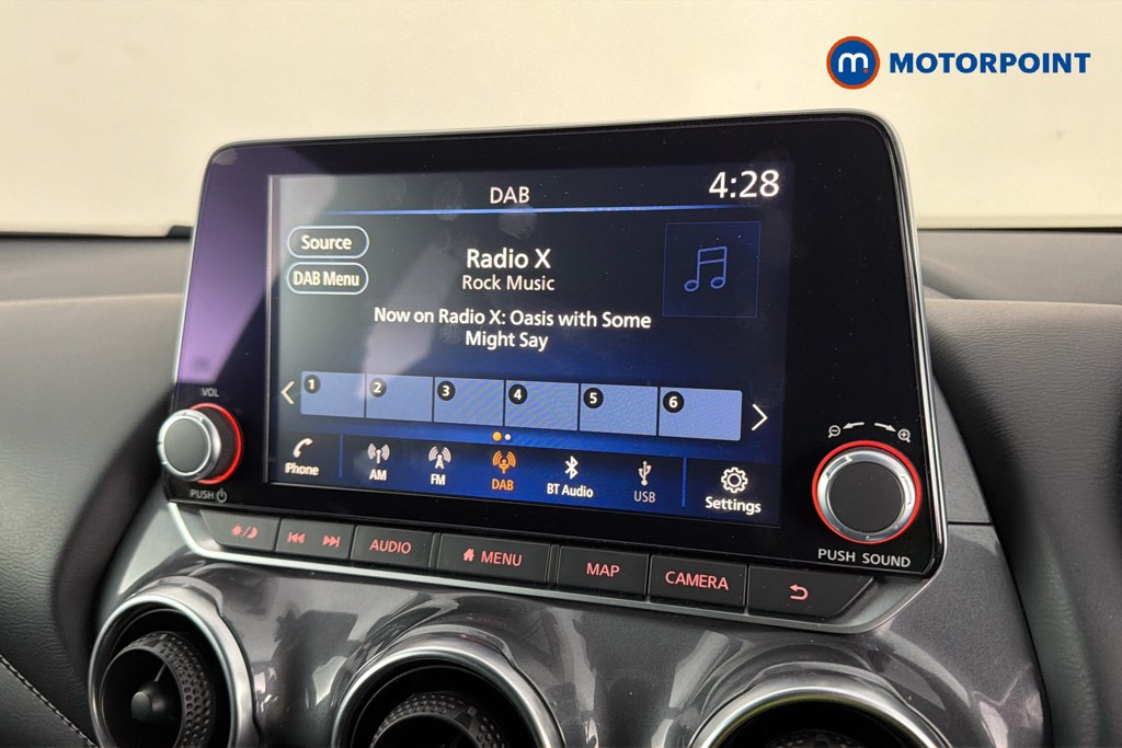 Nissan Juke N-Connecta Manual Petrol SUV - Stock Number (1638170) - 9th supplementary image