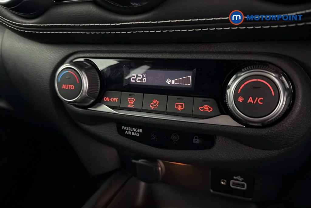 Nissan Juke N-Connecta Manual Petrol SUV - Stock Number (1638170) - 12th supplementary image