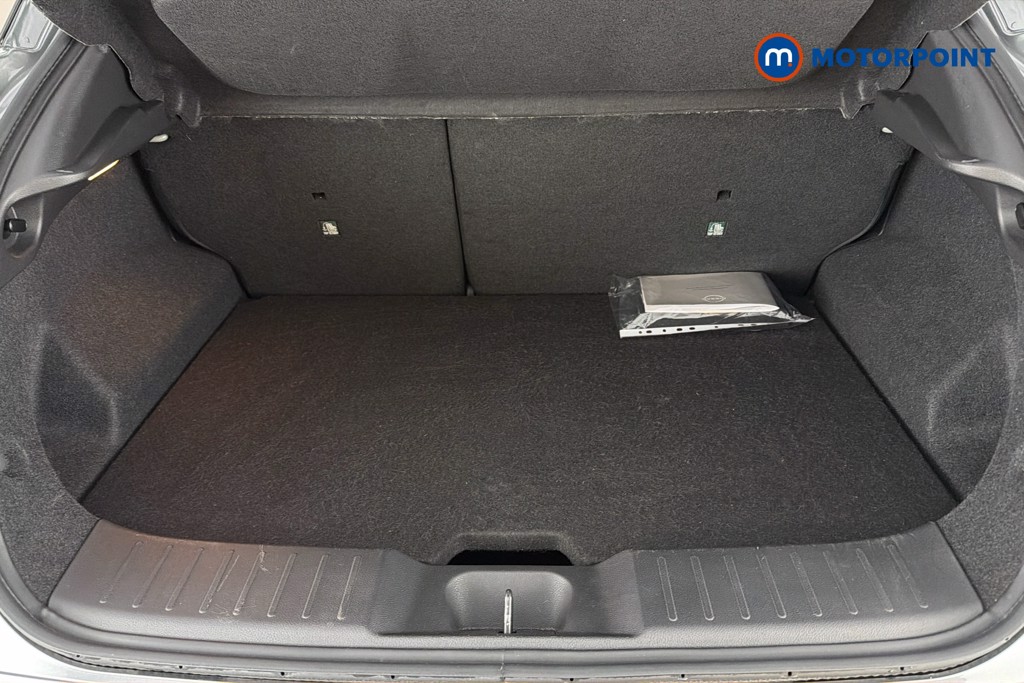 Nissan Juke N-Connecta Manual Petrol SUV - Stock Number (1638170) - 33rd supplementary image