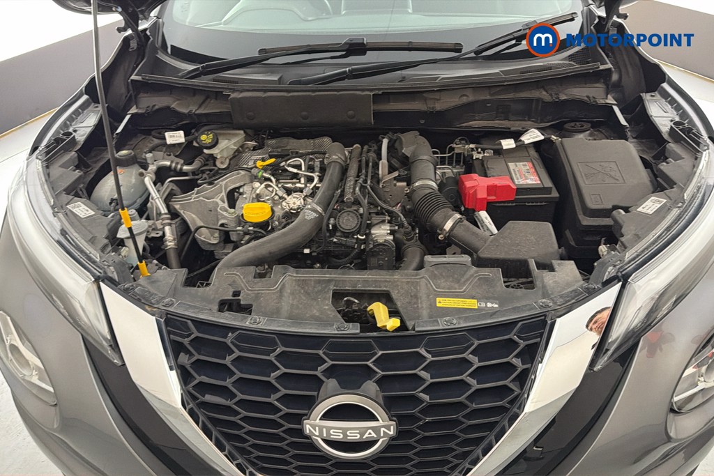 Nissan Juke N-Connecta Manual Petrol SUV - Stock Number (1638170) - 51st supplementary image