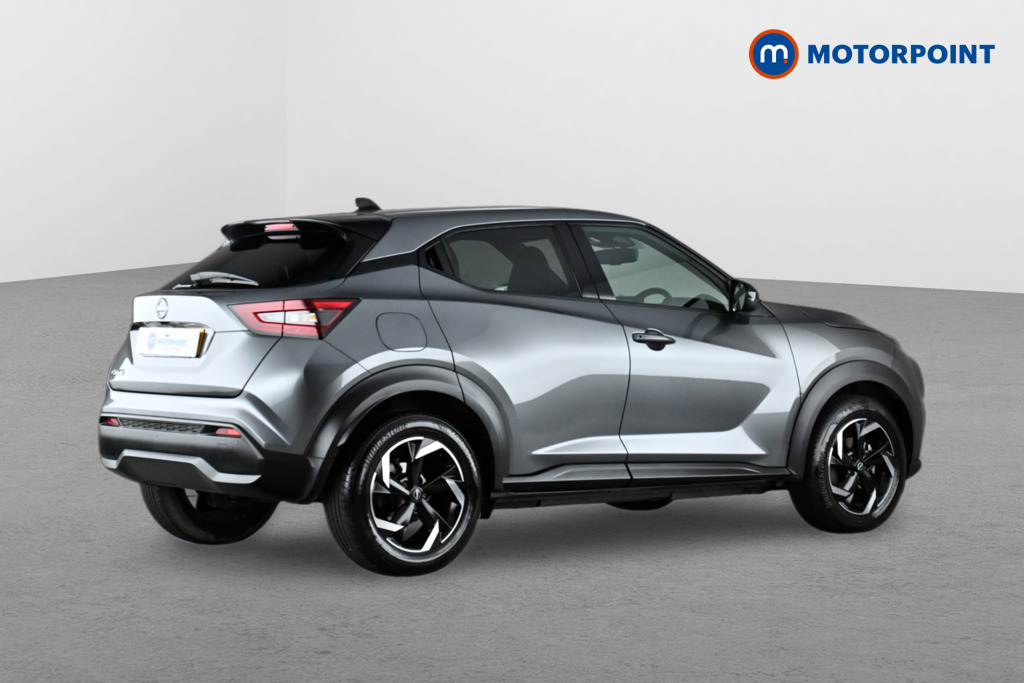 Nissan Juke N-Connecta Manual Petrol SUV - Stock Number (1638170) - Drivers side rear corner