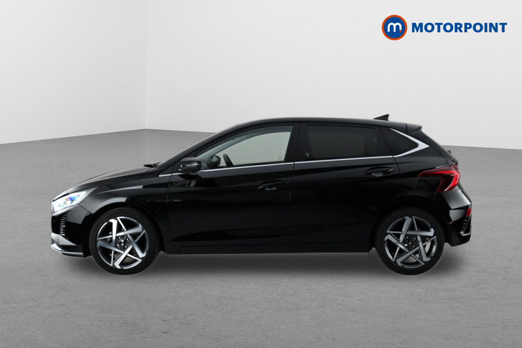 Hyundai I20 Ultimate Manual Petrol Hatchback - Stock Number (1638564) - Passenger side front corner