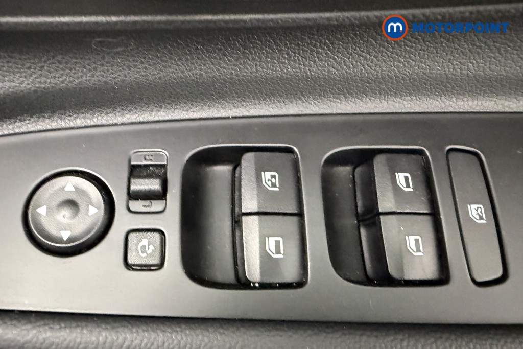 Hyundai I20 Premium Automatic Petrol Hatchback - Stock Number (1638750) - 19th supplementary image